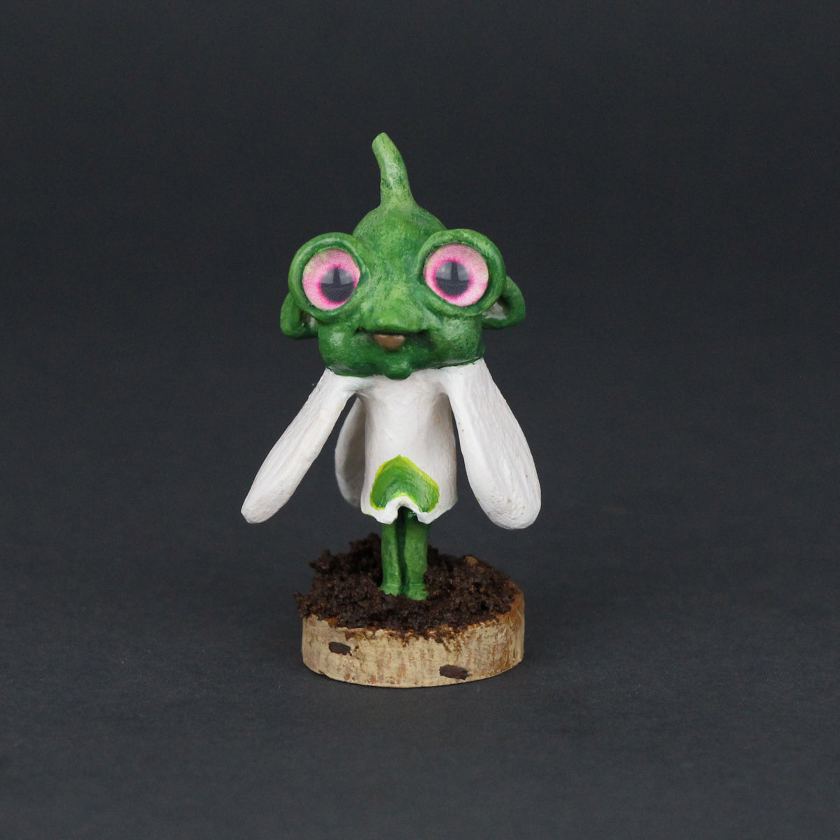Sadele the Snowdrop Faerie – Jackie Harder Art